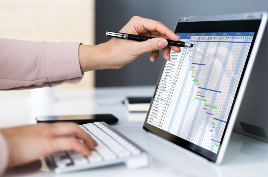 Redmineflux vs. Notion: A Project Management Tool Comparison